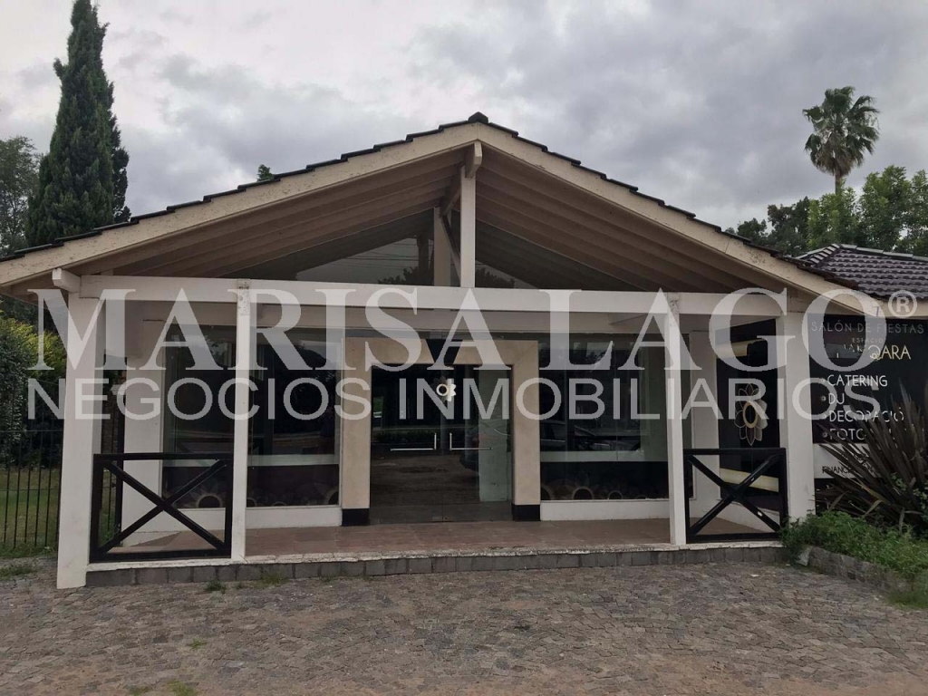 Local comercial en venta sobre Ruta 8 – foto 1