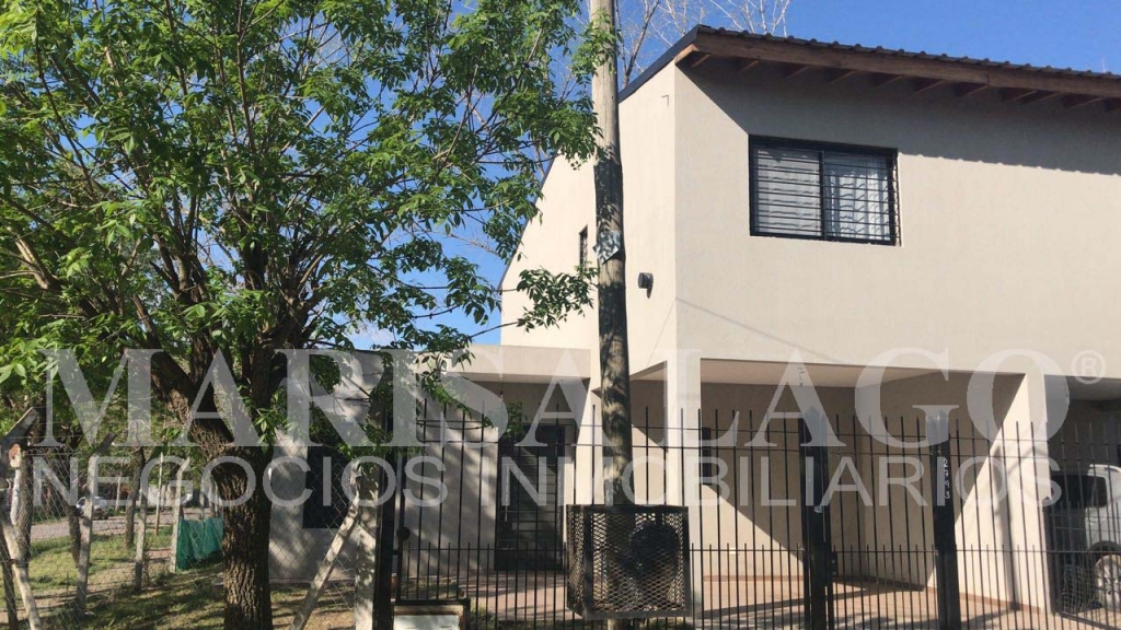 Excelente duplex en venta con renta – foto 1
