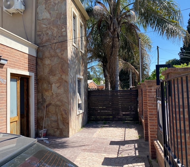 Excelente Casa en Venta proximo acceso Hospital Austral
