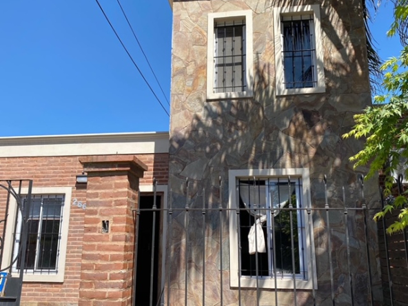 Excelente Casa en Venta proximo acceso Hospital Austral