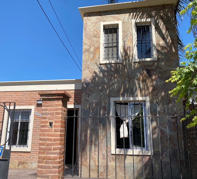 Excelente Casa en Venta proximo acceso Hospital Austral – foto 1