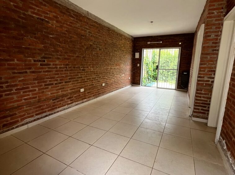 Departamento Apto Crédito en Montecarlo