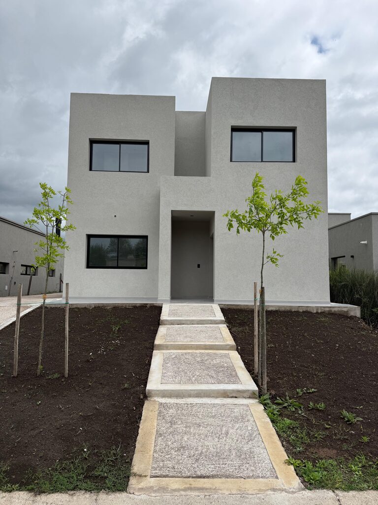 Espectacular casa de 6 ambientes a estrenar – foto 1