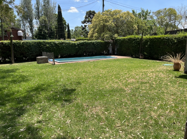 Hermosa casa en De Vicenzo Grande