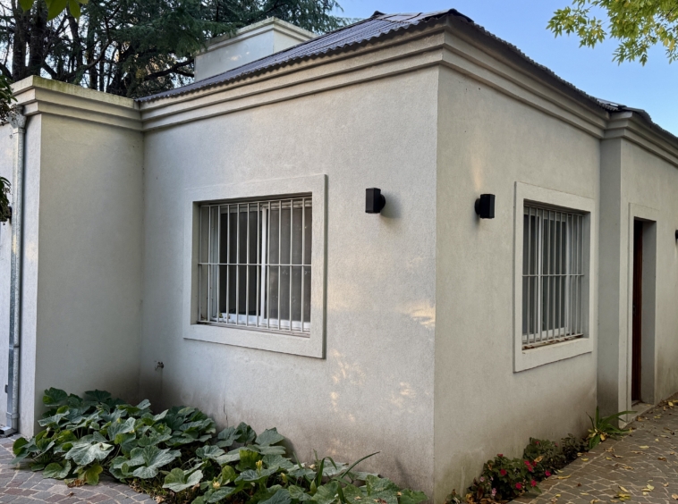 Moderna casa en venta en excelente ubicacion