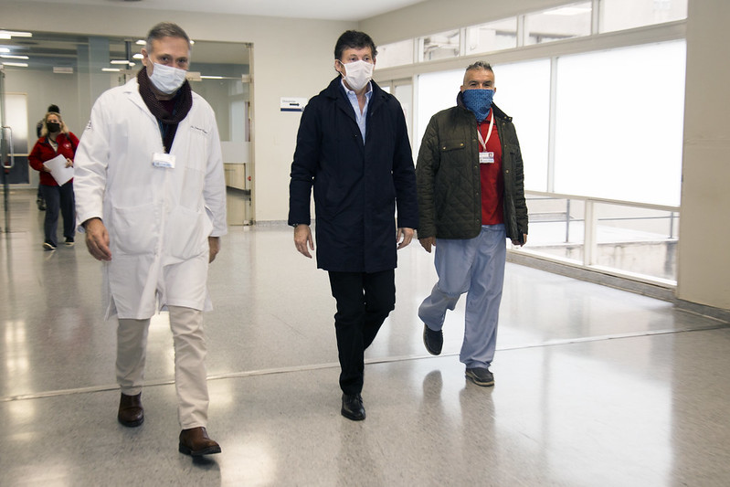 Tratan con plasma de convalecientes a pacientes con COVID-19