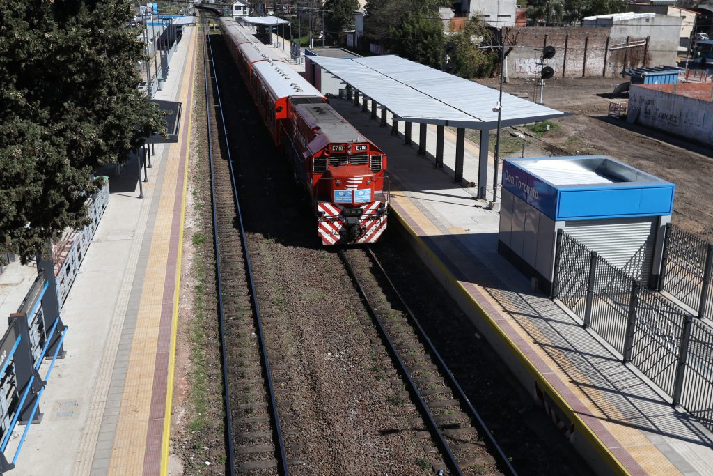 Reinauguraron la estación de Don Torcuato
