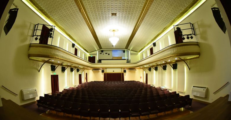 Teatro Seminari Cine Italia.
