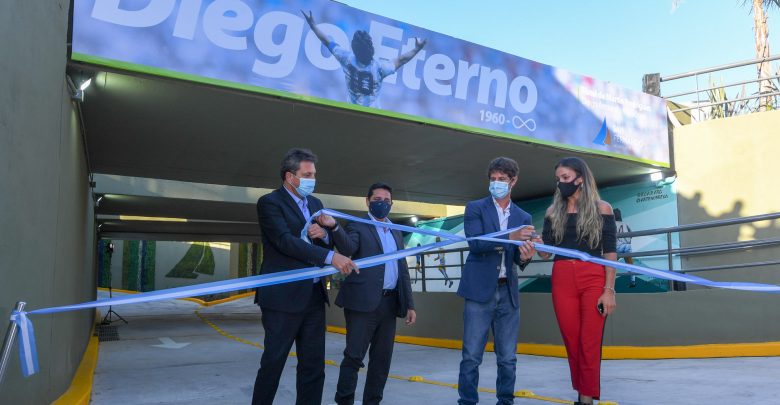 Túnel de la calle Martín Rodríguez ´Diego Armando Maradona´