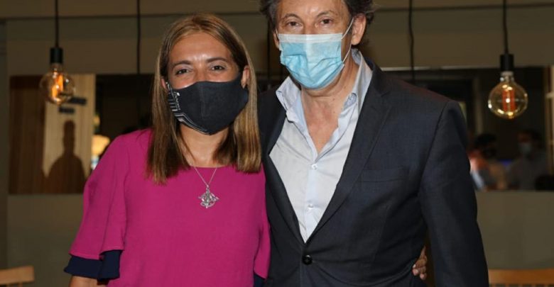 Danya Tavela y Gustavo Posse