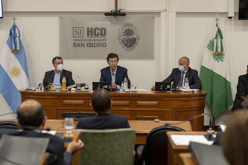 Posse durante la inauguración de las sesiones del Concejo Deliberante