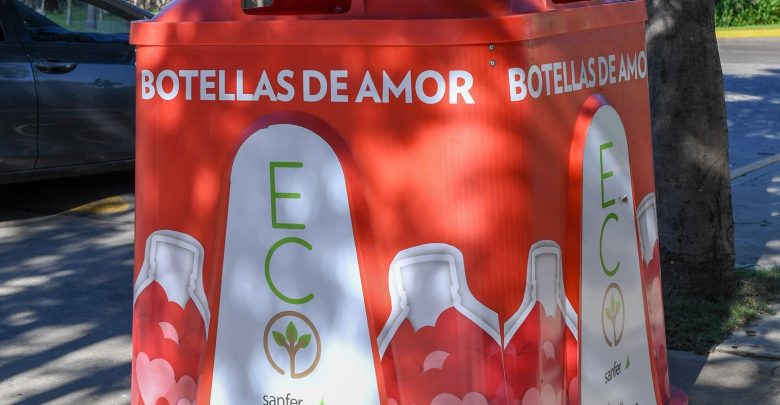 Campanas de ´Botellas de Amor´