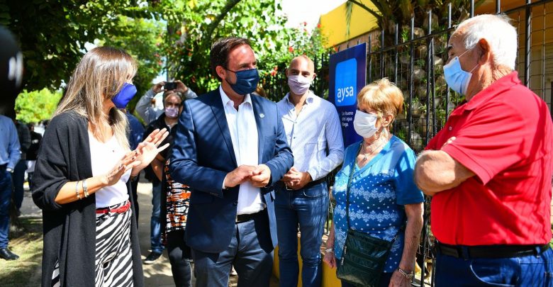 Ariel Sujarchuk junto a Malena Galamarini