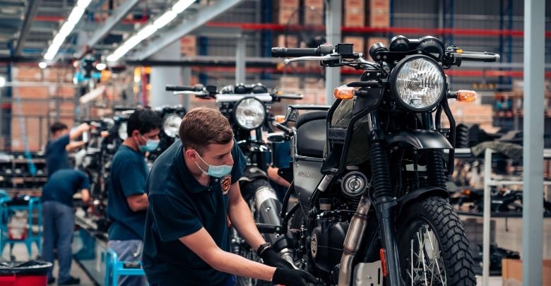 Royal Enfield -Producción nacional Nueva Himalayan versión BS6 en planta.