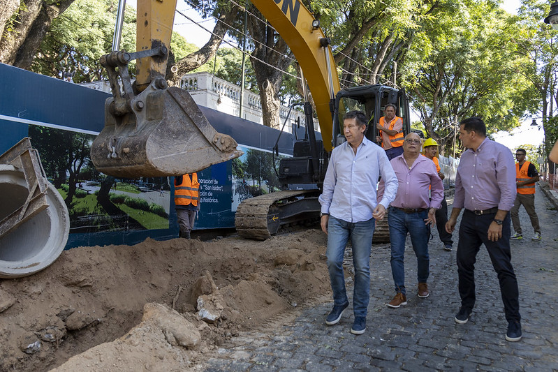 Posse en la obras Plaza Mitre