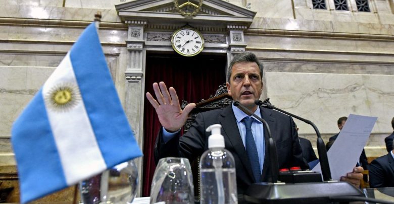 Massa durante una sesión en Diputados
