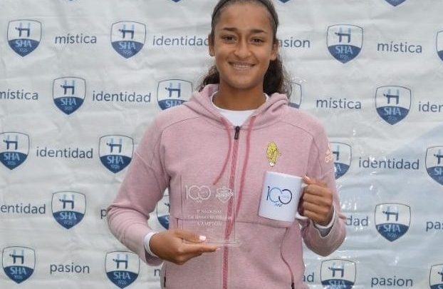 Representantes de la Escuela Municipal de Tenis de Tigre