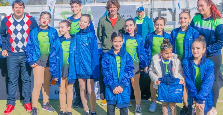 Entrega de indumentaria más de 200 deportistas federados de los Polideportivos de San Fernando