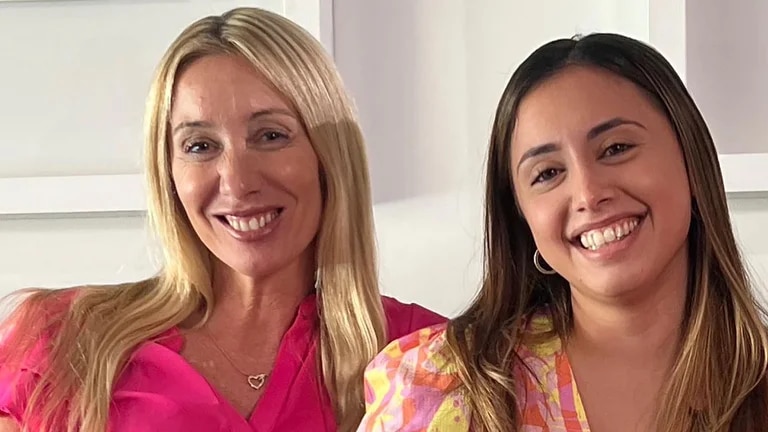 Con Julia, la pareja del Huevo Acuña