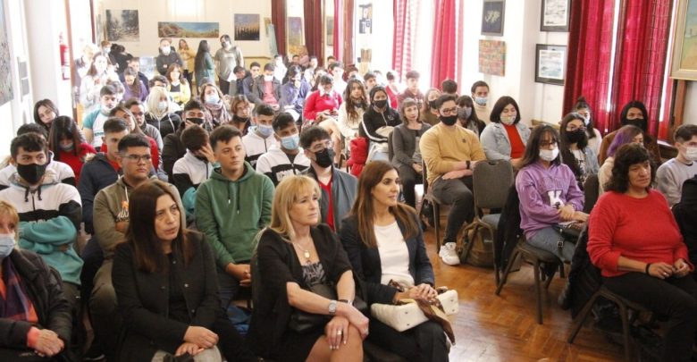 Incubadora Municipal de Empresas para Jóvenes