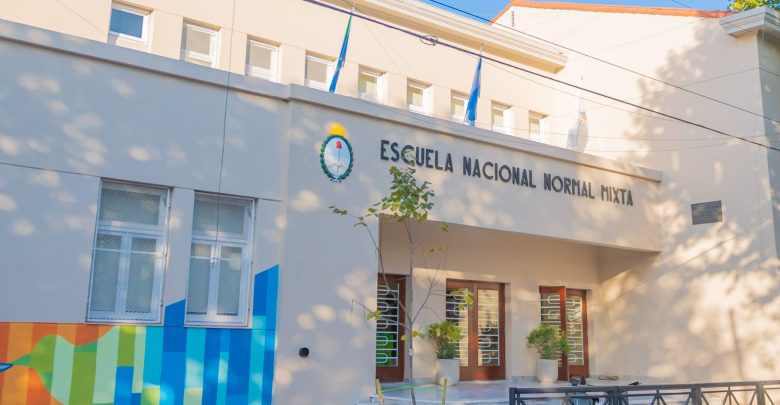 Escuela Normal “Artigas”