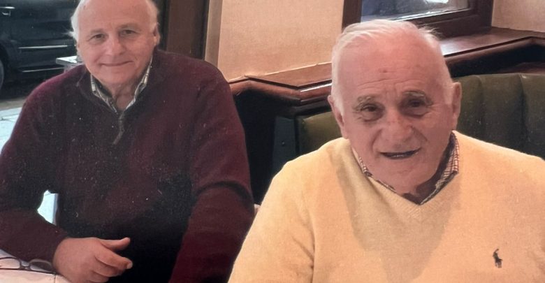 Daniel Abella junto a su hermano Bartolomé