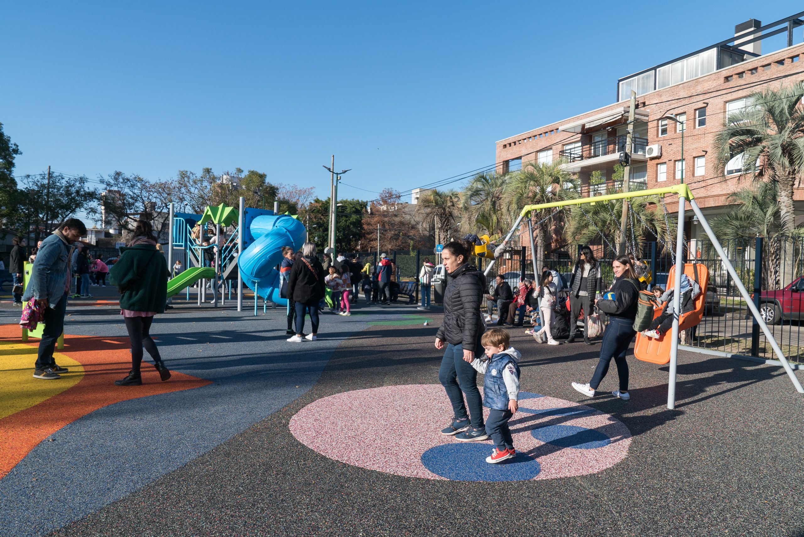 Renovación de plazas en San Isidro