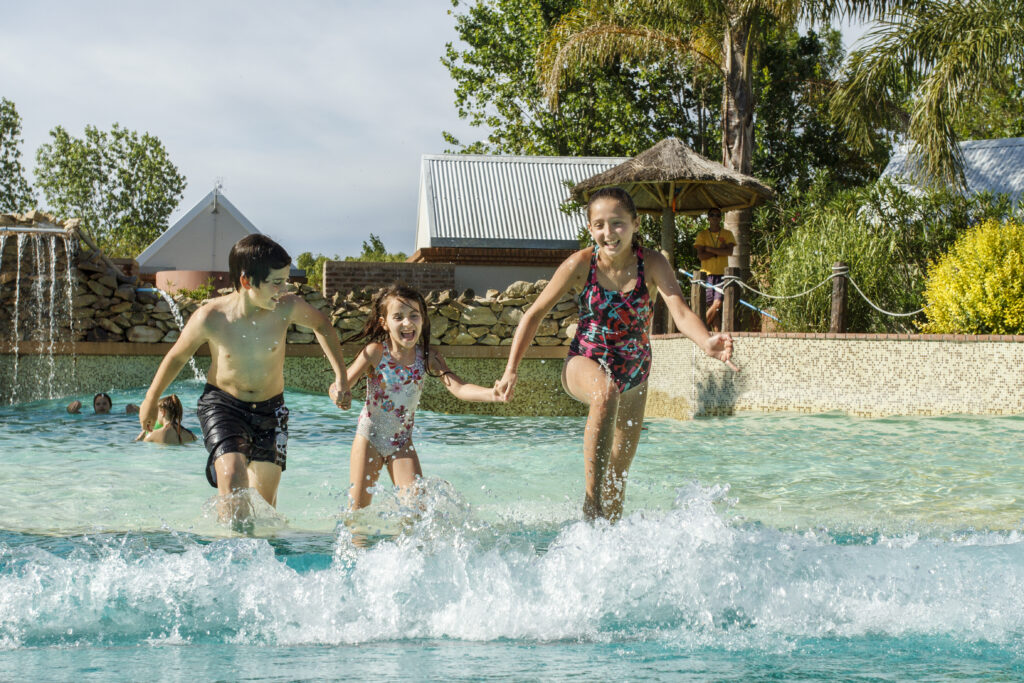 Piscinas de Termas Villa Elisa