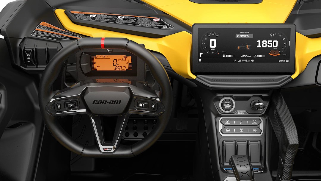 Interior de Can-Am Maverick R