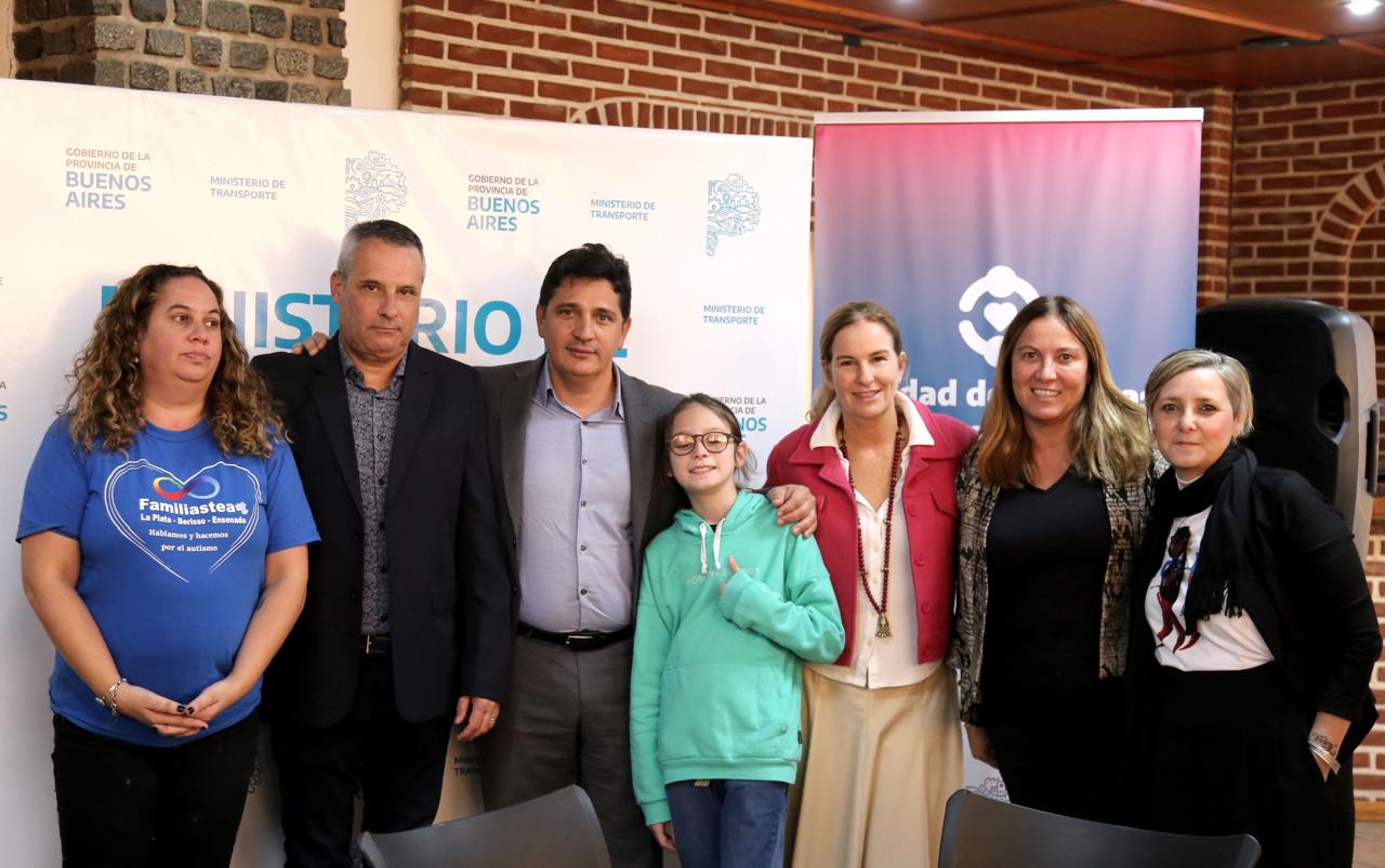 Marinucci recibió a referentes del autismo