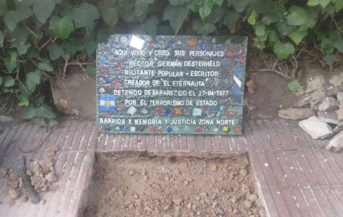 Placa conmemorativa