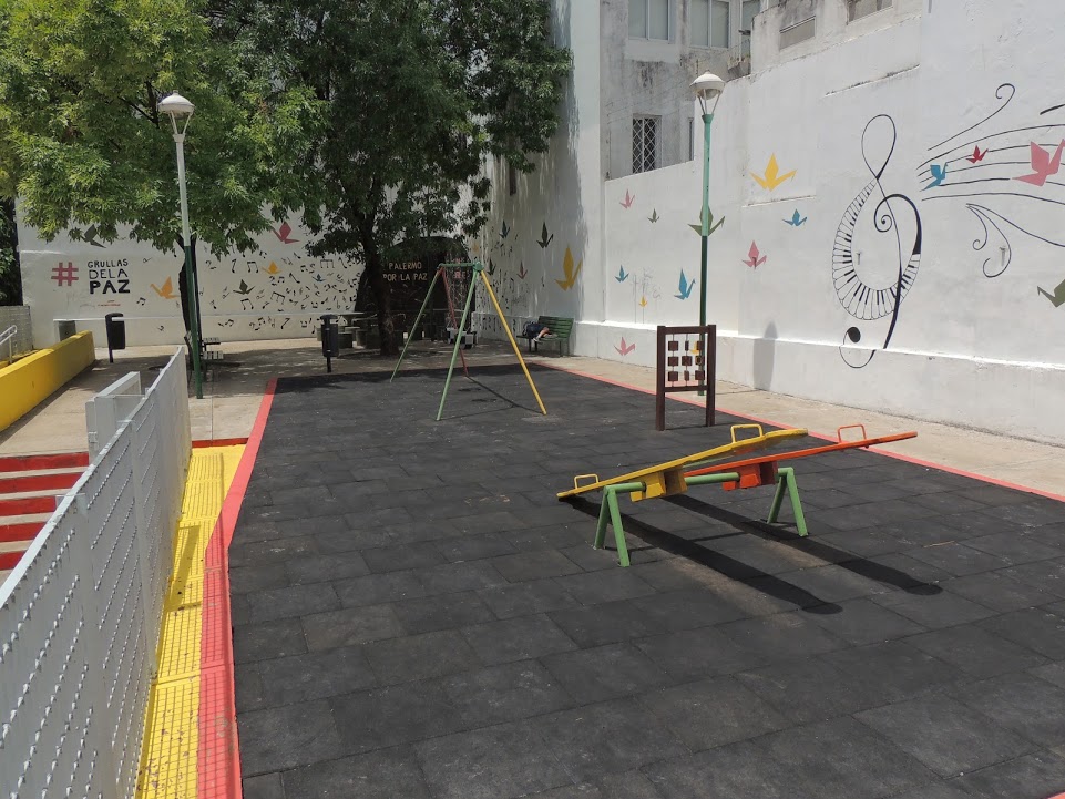 PlazaLunaDeEnfrente