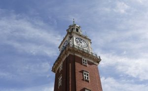 El relojero del reloj de la Torre de los Ingleses. Fotos Andrs Prez Moreno / prensa Ambiente y Espacio Pblico GCBA
