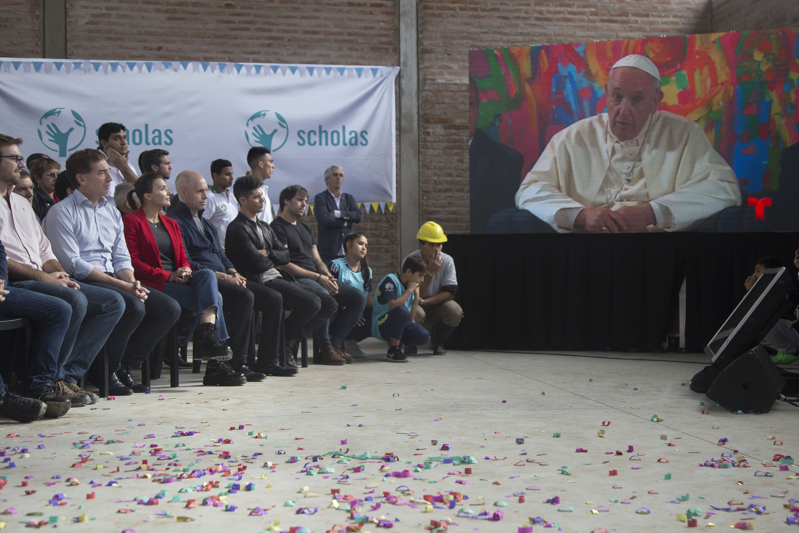 HRL-PAPA-FRANCISCO
