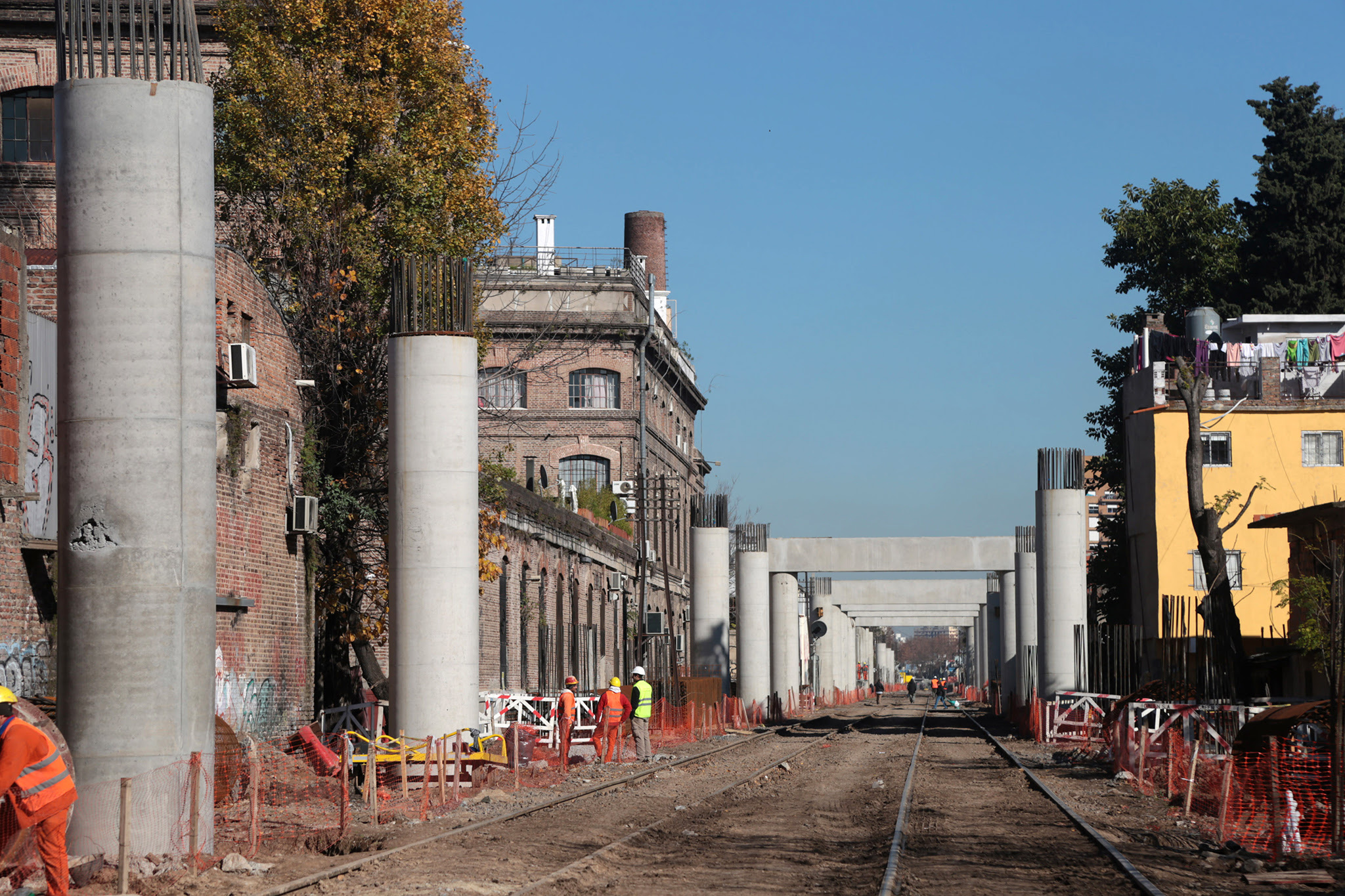 OBRAS-1