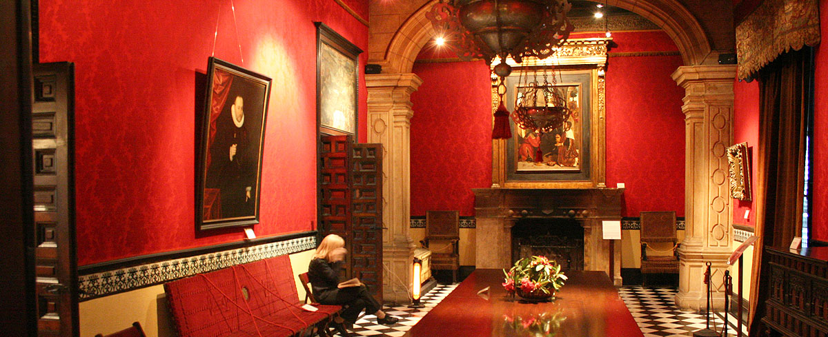 Museo y Teatro Enrique Larreta-1