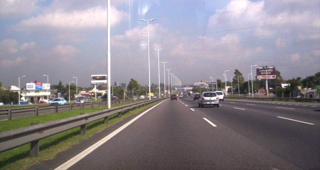 Acceso Oeste