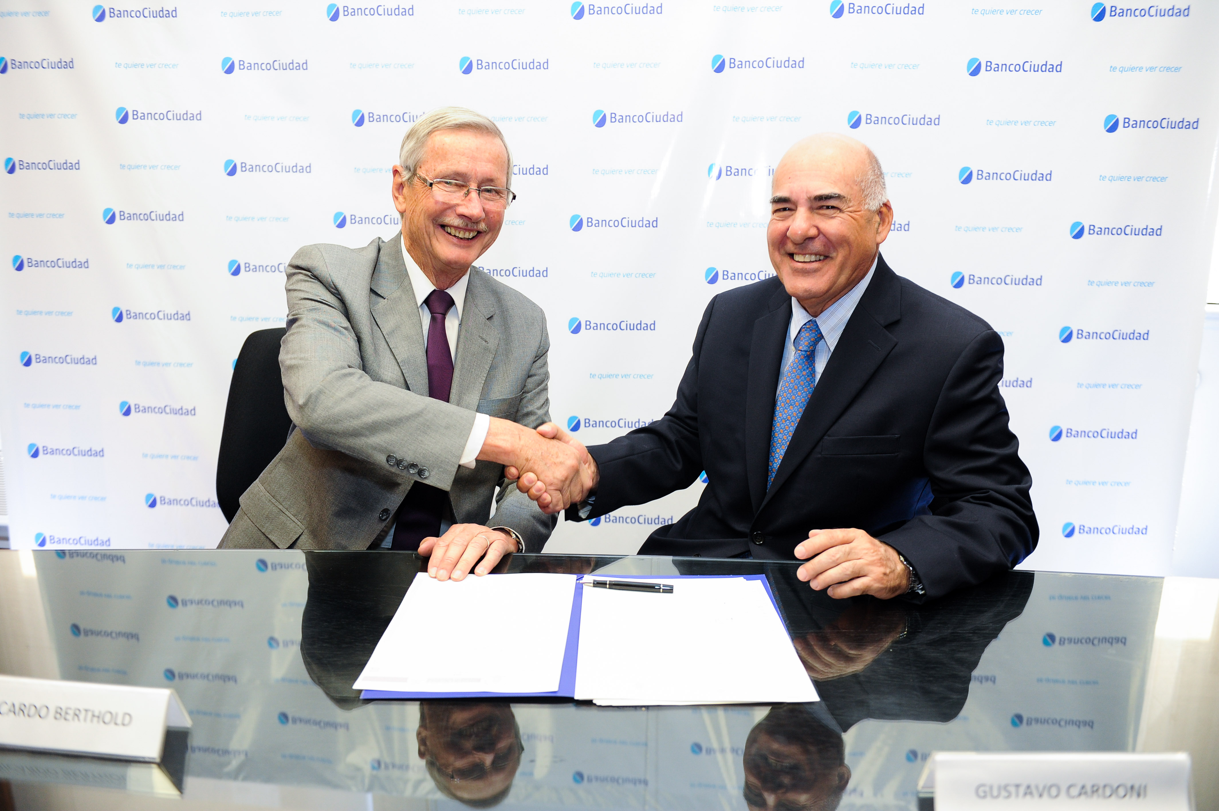 Firma convenio BCBA - Hosp. Alemán 1