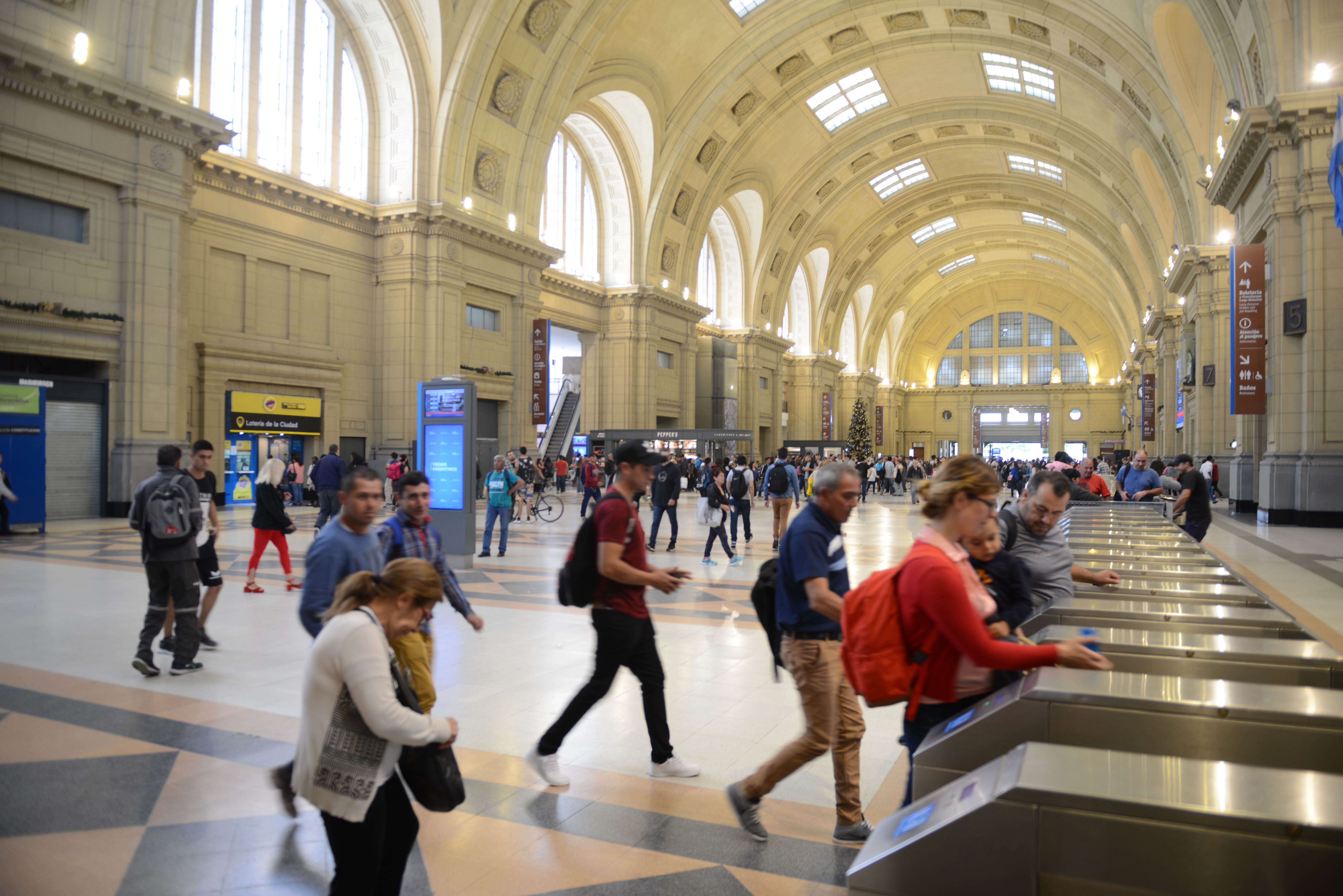 Estación Constitución