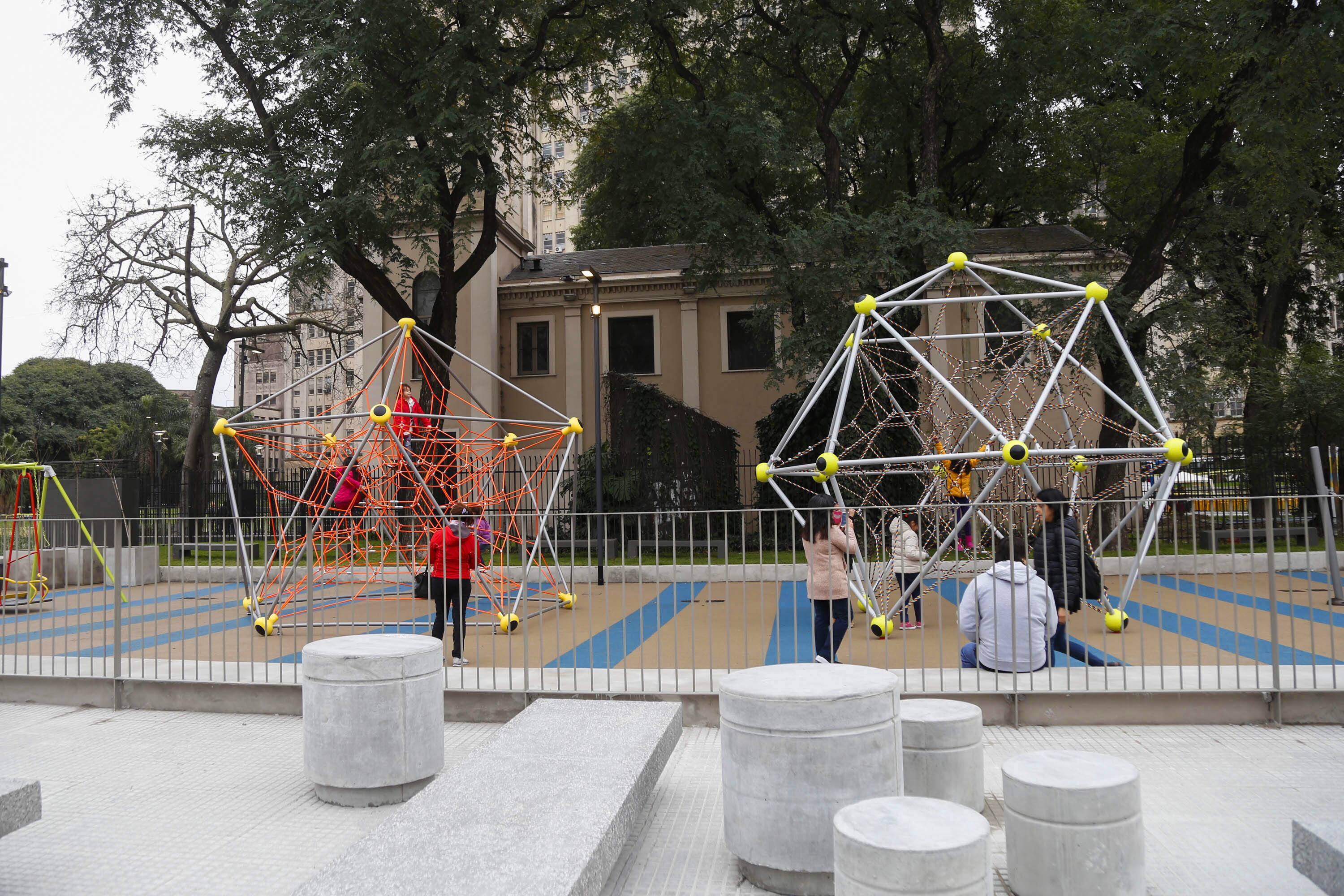 Plaza Houssay-2
