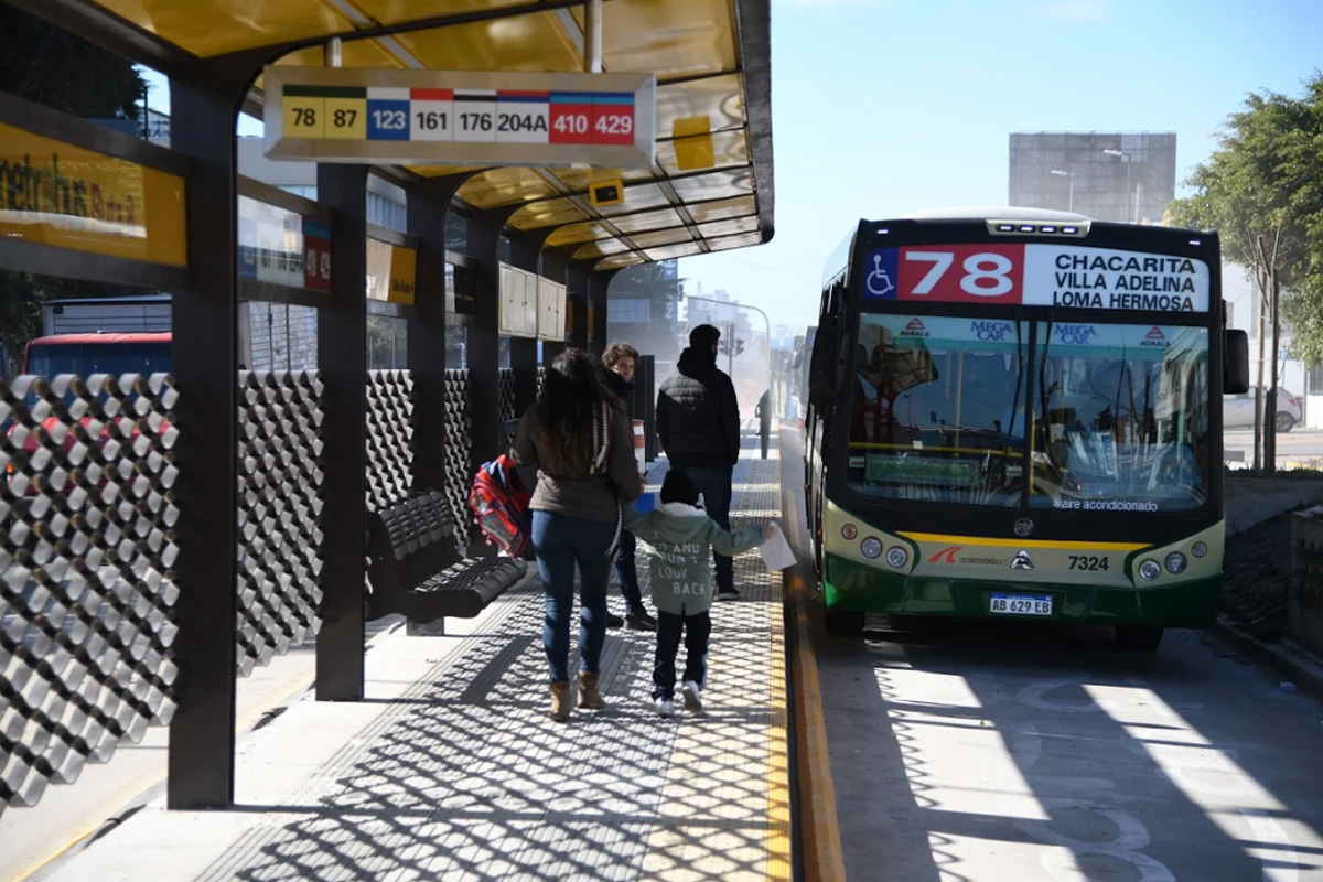 Metrobus (2)