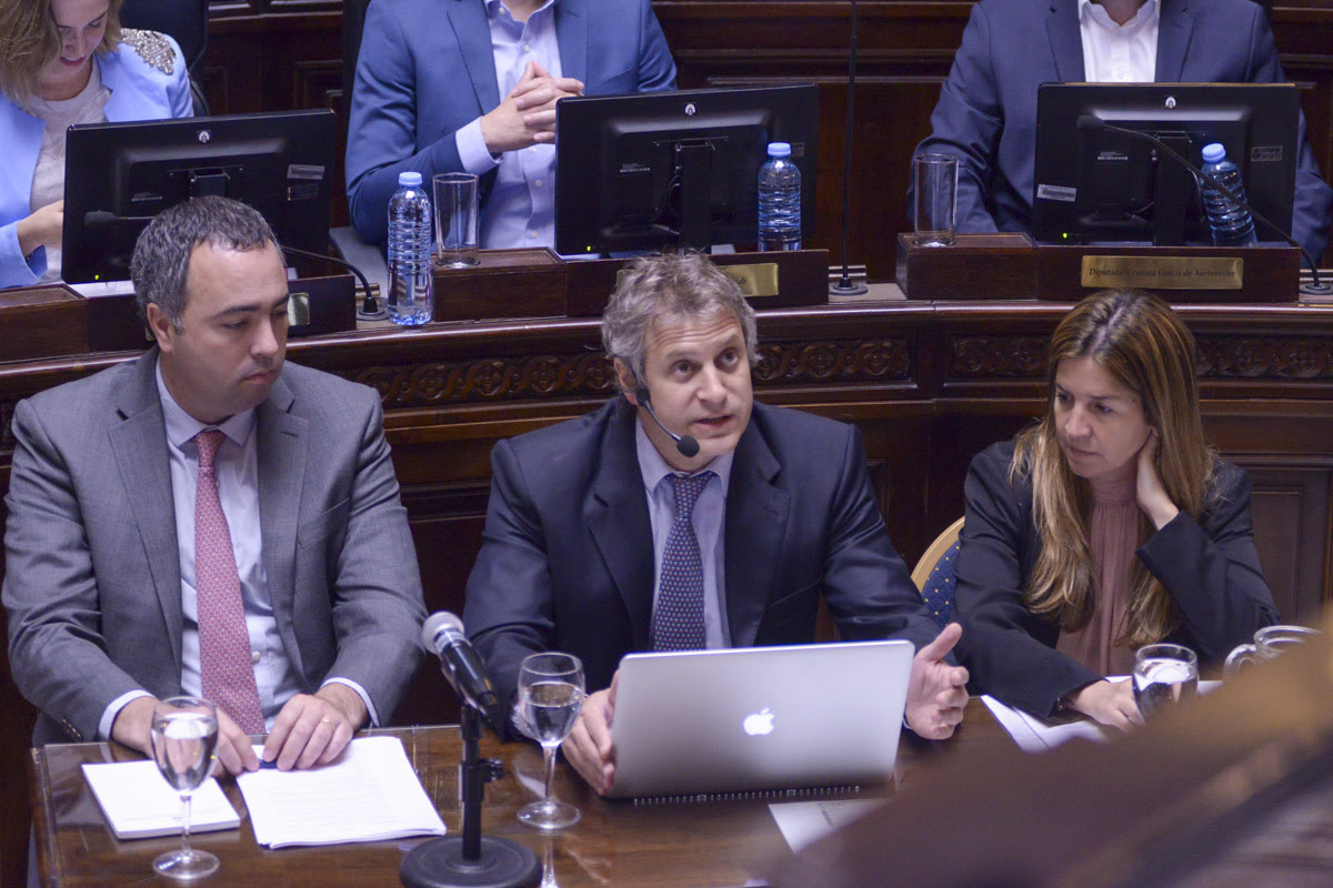Felipe Miguel en la Legislatura Porteña.