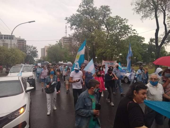 8N2