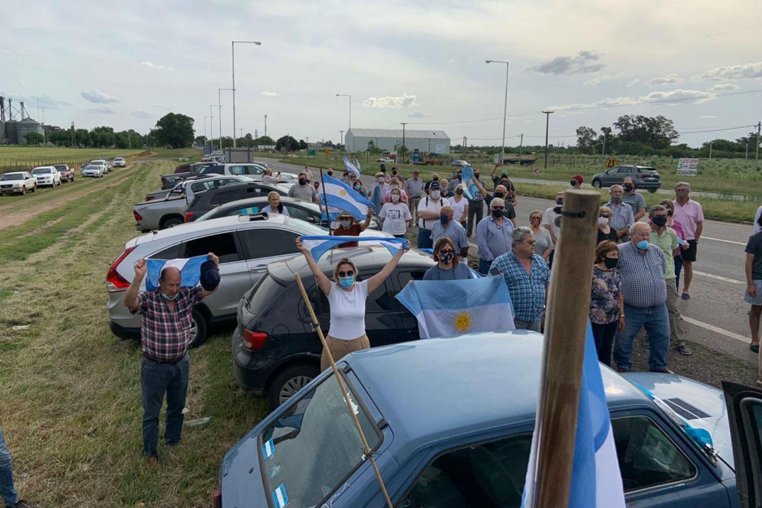 8N8
