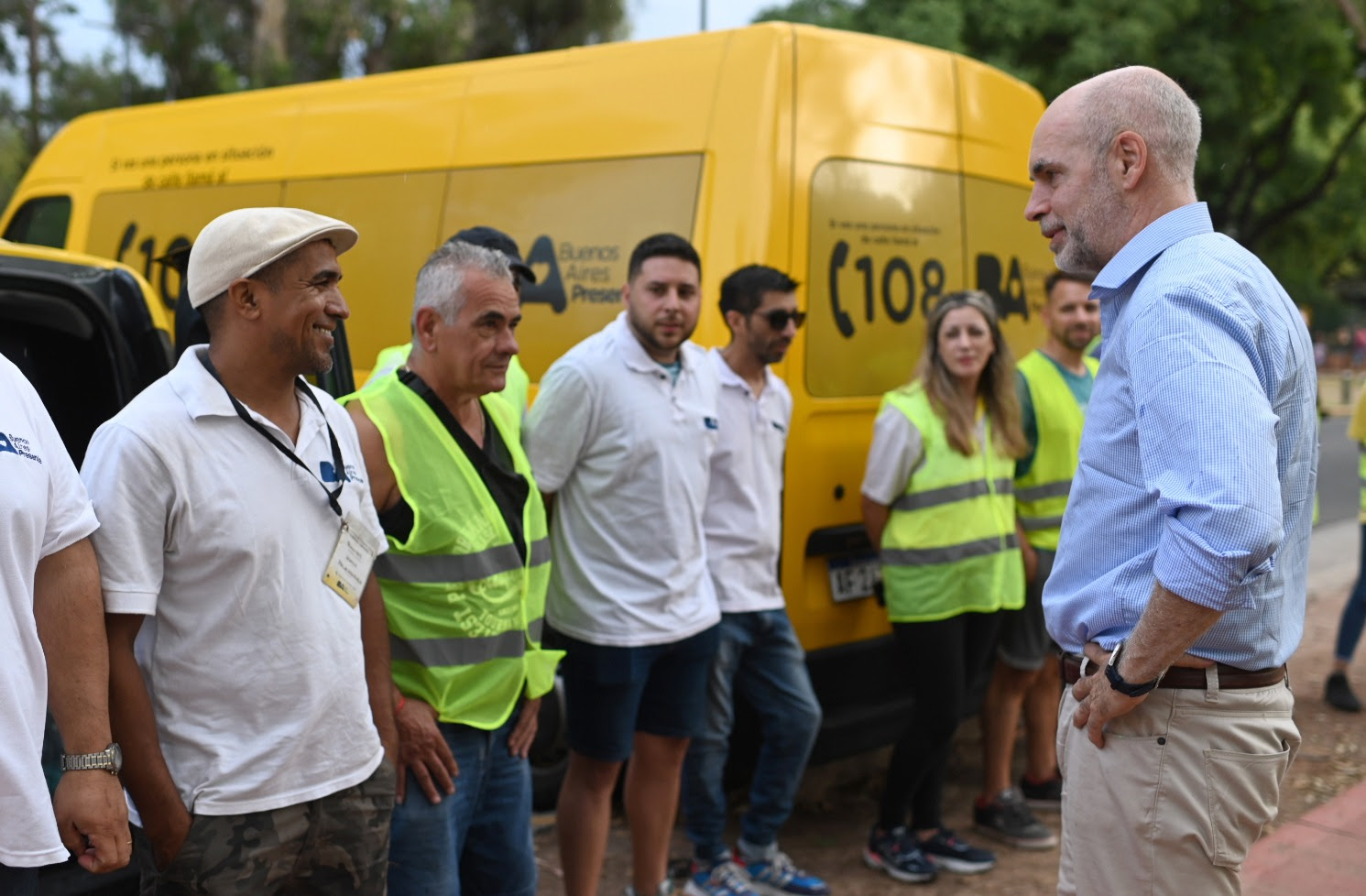 Horacio Rodríguez Larreta supervisó la marcha del megaoperativo que continúa desarrollando el Gobierno de la Ciudad de Buenos Aires para asistir a los vecinos afectados por los cortes de energía eléctrica.