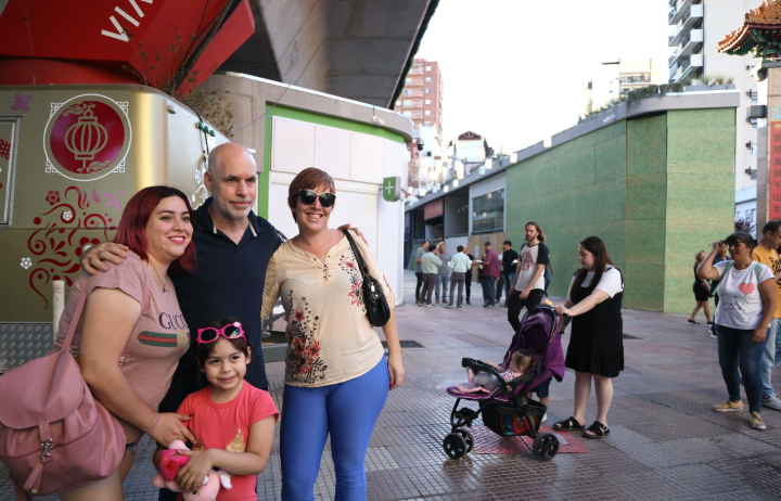 Horacio Rodríguez Larreta recorrió los nuevos locales gastronómicos del Bajo Viaducto Mitre.