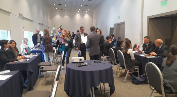 Un importante grupo de empresas e instituciones nacionales del sector salud participaron en Asunción del Paraguay de una Misión Comercial de Turismo Médico.