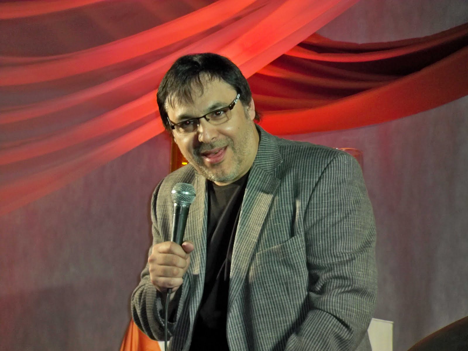 “Entrevista Abierta”, nuevo formato para el teatro