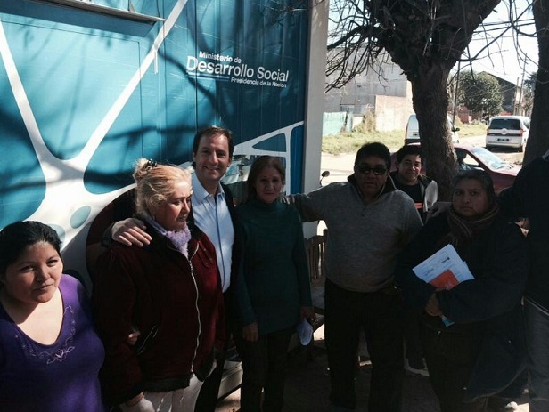 Operativo de salud en el barrio Baldi de Garín