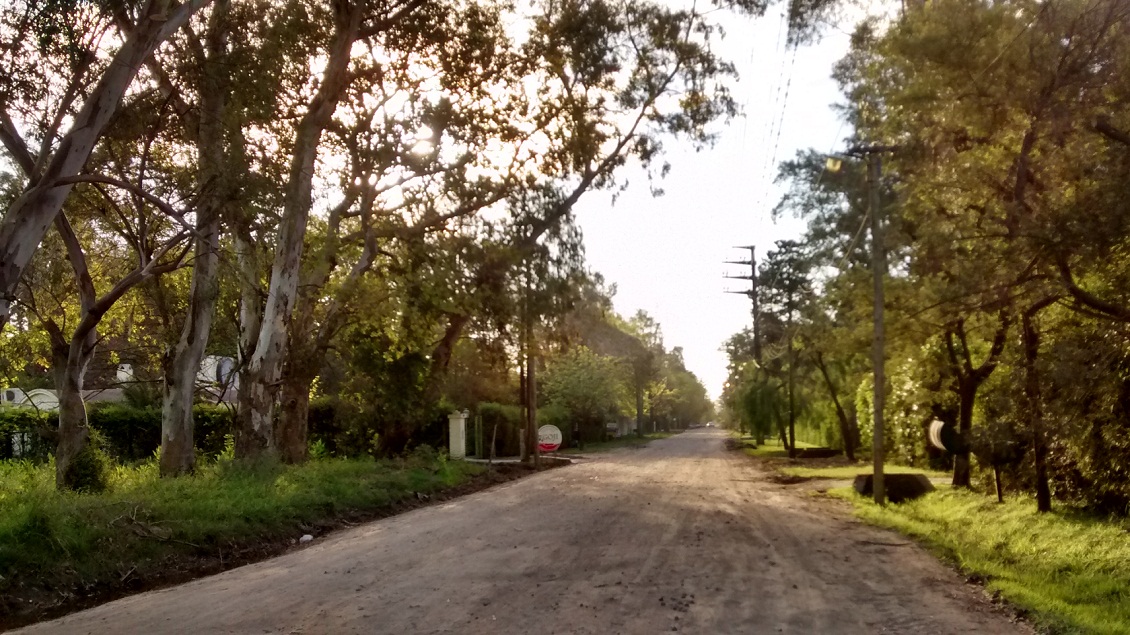 Piden asfaltar la continuidad de El Dorado